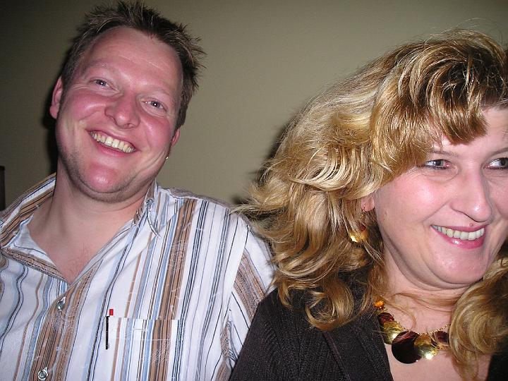 Wirt_Maria.JPG - Tolle Gaststätte, toller Wirt und tolle Gäste.