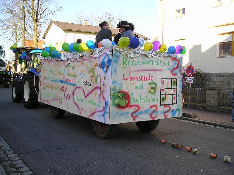 Junggesellenclub.JPG - Junggesellenclub fürchtet die Ehe wie der Teufel das Weihwasser.
