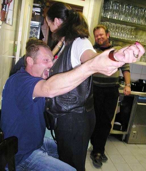 Brustbeisser.JPG - Bärwurz macht wild und aggressiv.