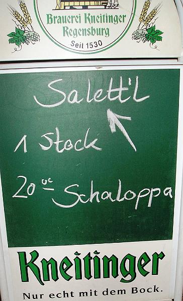 Reserviert_Schalob.JPG - Im "Salett'l" beim Kneitinger war ein ganzes Stockwerk für den Schalopp (?), äh, Schalob (!) reserviert.