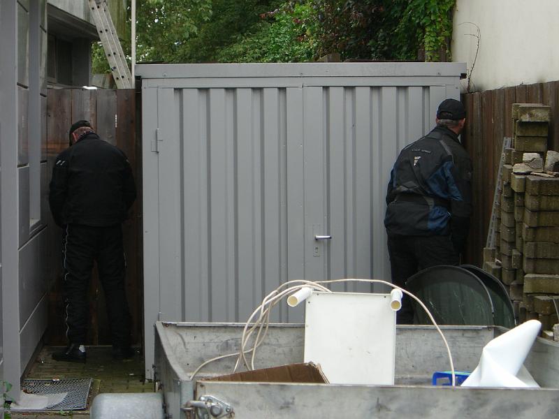 HP_005_blaue_Route_Burghausen_Brotzeit.JPG - Viel Durst macht volle Blasen.