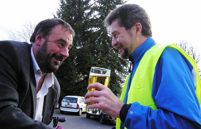 Sepp_Hans.JPG - Schön war's, der 1. Pleysteiner Radltag.