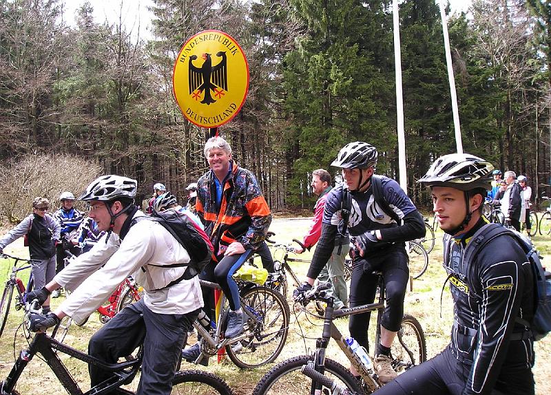 Taferlbub.JPG - Andy, der Taferlbub (Grenze in der Nähe der Silberhütte).