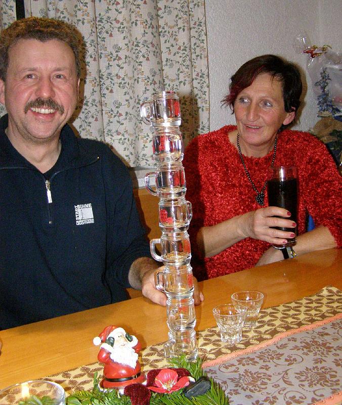 Schalob_06.JPG - Ob der Toni das alles alleine getrunken hat?