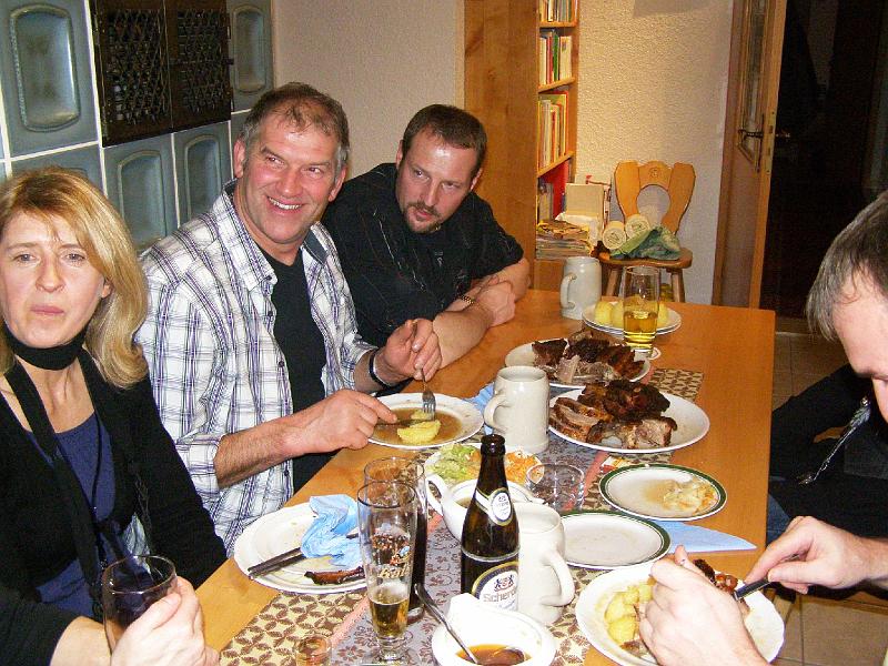 Schalob_21.JPG - "Hast Du im Magen einen großen Knedel, kriegst beim Trinken keinen schweren  Schädel!"