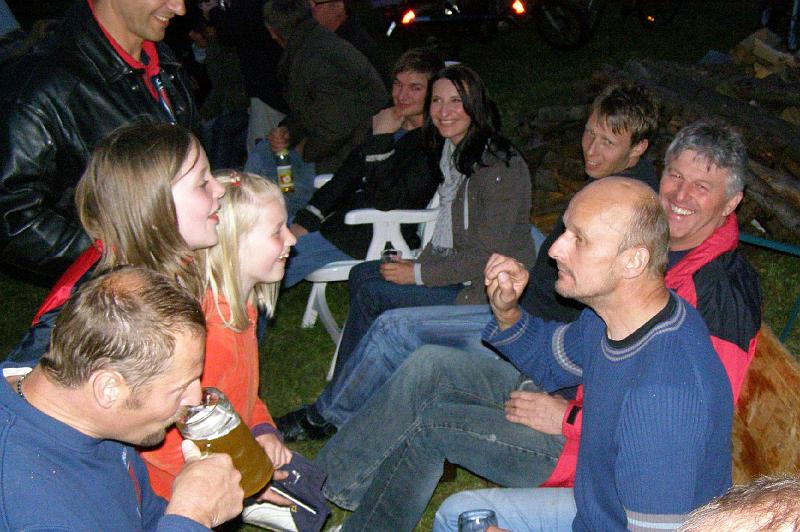 sams_14_ha.JPG - "Vize, wir möchten Dein Schnupftuch sehen!" - Schnupftuchkontrollen zu später Stunde.