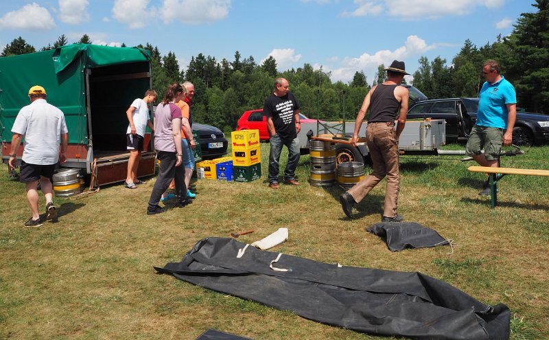 A_Zeltlager_2017_So_Re_04.JPG - Das sonnige Zeltlager 2017 geht dem Ende entgegen, der Lagerplatz wird wieder geräumt.