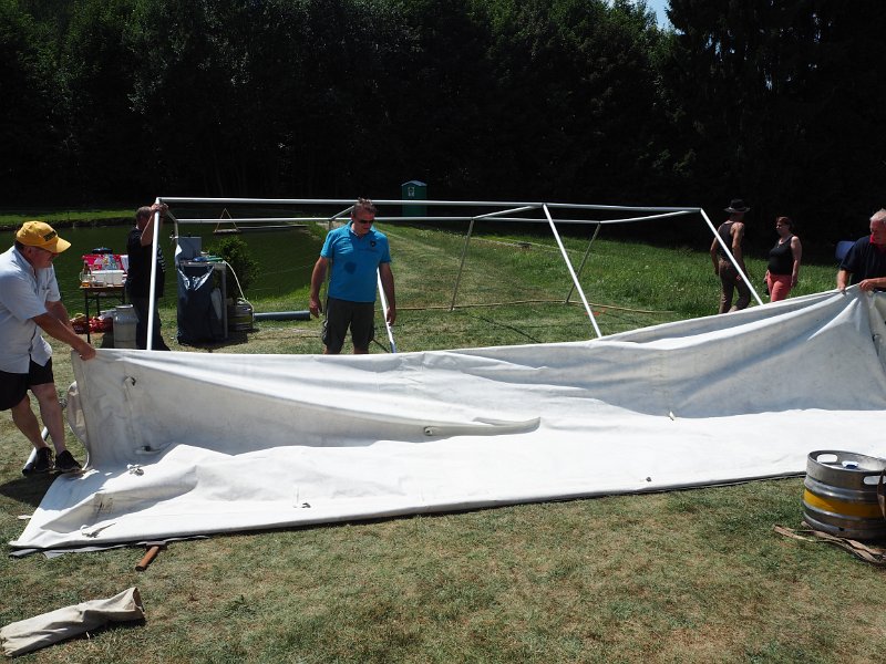 A_Zeltlager_2017_So_Re_05.JPG - In wenigen Augenblicken kehrt wieder die ruhige Idylle am Seer-Weiher ein.